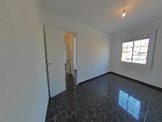 Piso en C/ Italia, Terrassa (Barcelona) 9
