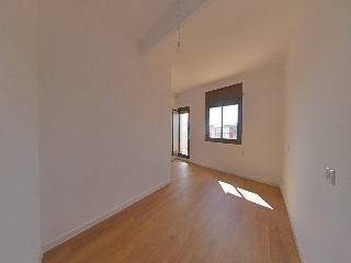 Ático dúplex en C/ Mare Eterna 19