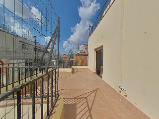 Ático dúplex en C/ Mare Eterna 32