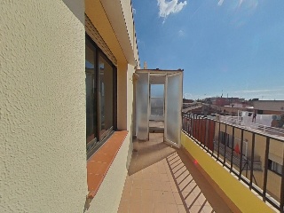 Ático dúplex en C/ Mare Eterna 40