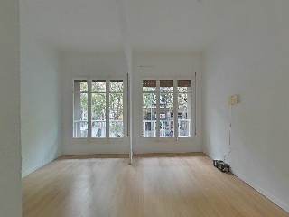 Piso en venta en Barcelona de 82  m²