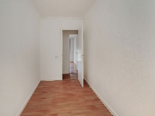 Piso en C/ Turina 8