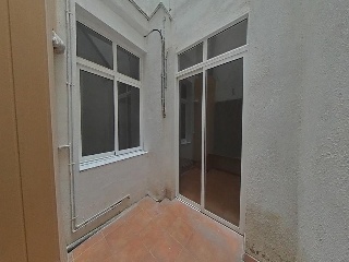 Vivienda en Pz de Santiago Russinyol 18