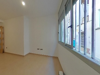 Piso en C/ Petit de Raval  4