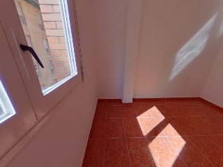 Vivienda en C/ Empúries, Girona 22