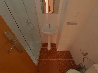 Vivienda en C/ Empúries, Girona 35