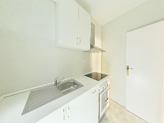 Vivienda en C/ Ausías March - Badalona - 18