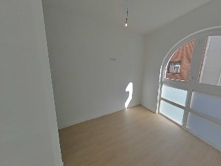 Apartamento en C/ Riu Terri, Gerona 10