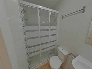 Apartamento en C/ Riu Terri, Gerona 23