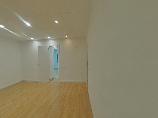 Vivienda en Avenida San Esteve 4