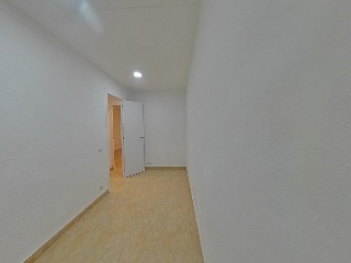 Vivienda en Avenida San Esteve 13