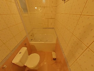Piso en C/ Montseny - Girona - 23