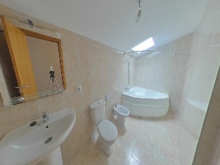 Vivienda en C/ Sequía Monar - Girona - 19