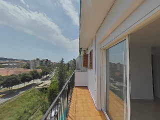 Piso en C/ Güell, Girona 2