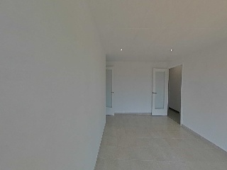 Piso en C/ Güell, Girona 3
