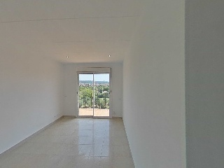 Piso en C/ Güell, Girona 11