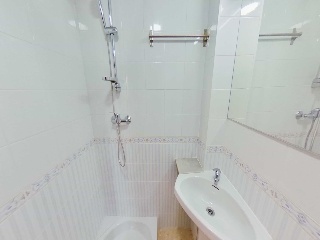 Piso en C/ Tarragona  - Castelar del Vallès - Barcelona 44