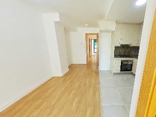 Piso en venta en Rubí de 58  m²