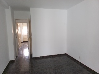 Piso en C/ Hernán Cortés 13