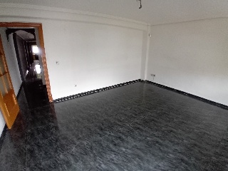 Piso en Av Divino Maestro 6