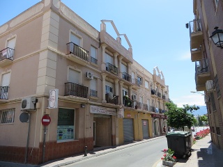 Local en venta en Armilla de 143  m²