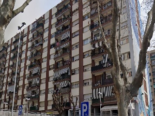 Piso en venta en Rubí de 65  m²