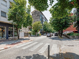 Suelo en Av Santa Coloma 25