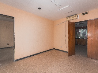 Oficina en C/ Donoso Cortés - Badajoz - 51