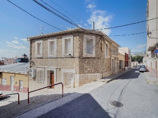 Vivienda en C/ Amadeo Vives - Elda - 27