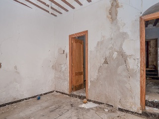 01872-0001 8