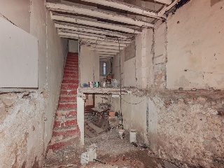 00708-0001 12