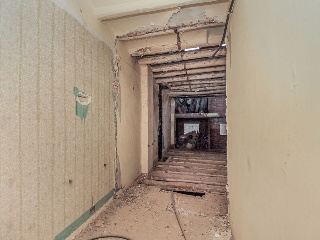 00708-0001 14