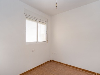 01957-0001 30