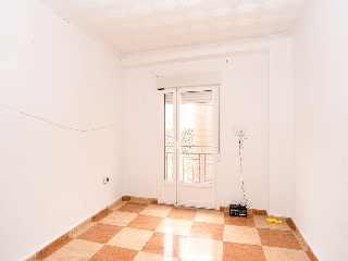 01648-0001 18