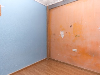 01648-0001 29