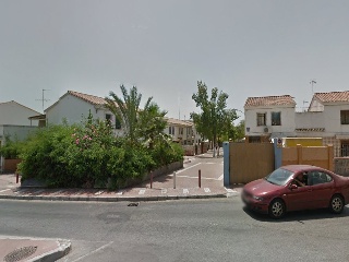 Chalet adosado en C/ Doctor Burgos Bravo, Málaga 5