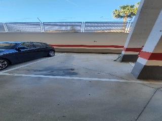 Plazas de garaje en C/ Orson Wells 18