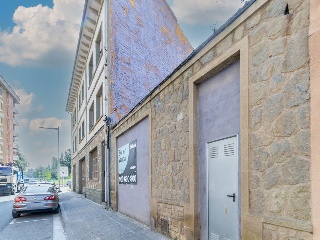 Suelos en Manlleu, Barcelona 17