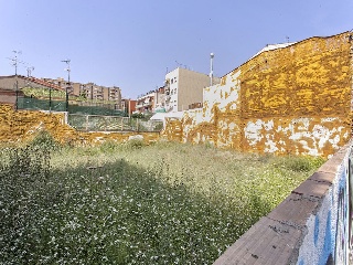 Solar en Sabadell (Barcelona) 13