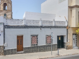 Suelo urbano consolidado en C/ Jardines - Chiclana de la Frontera - Cádiz  16