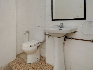 Local en C/ Alt de Mariner, Barcelona 22