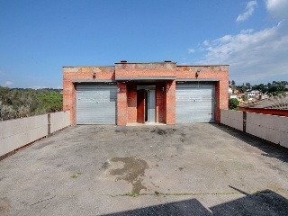 Casa aislada en Av Can Canyameres  2