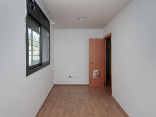 Casa aislada en Av Can Canyameres  8