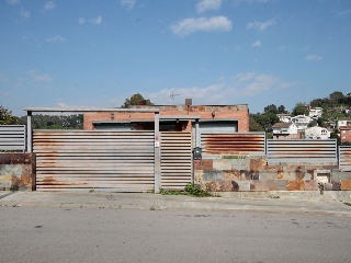 Casa aislada en Av Can Canyameres  46