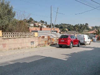 Casa aislada en Av Can Canyameres  47