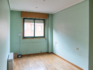 Piso con plaza de garaje en C/ Reyes Católicos, Ponferrada (León)  5