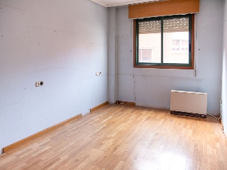 Piso con plaza de garaje en C/ Reyes Católicos, Ponferrada (León)  7