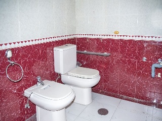 Piso con plaza de garaje en C/ Reyes Católicos, Ponferrada (León)  11