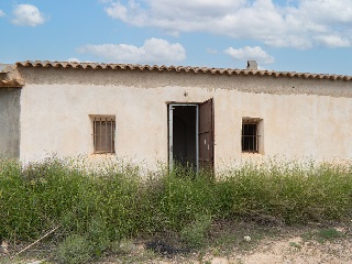 Vivienda en C/ Los Quintines las Escuelas,  37