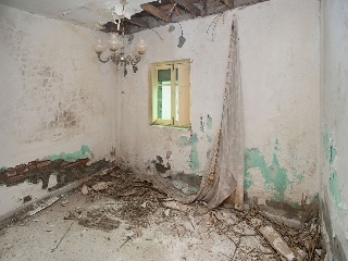 Vivienda en C/ Valdecativo, Fabero (León) 11